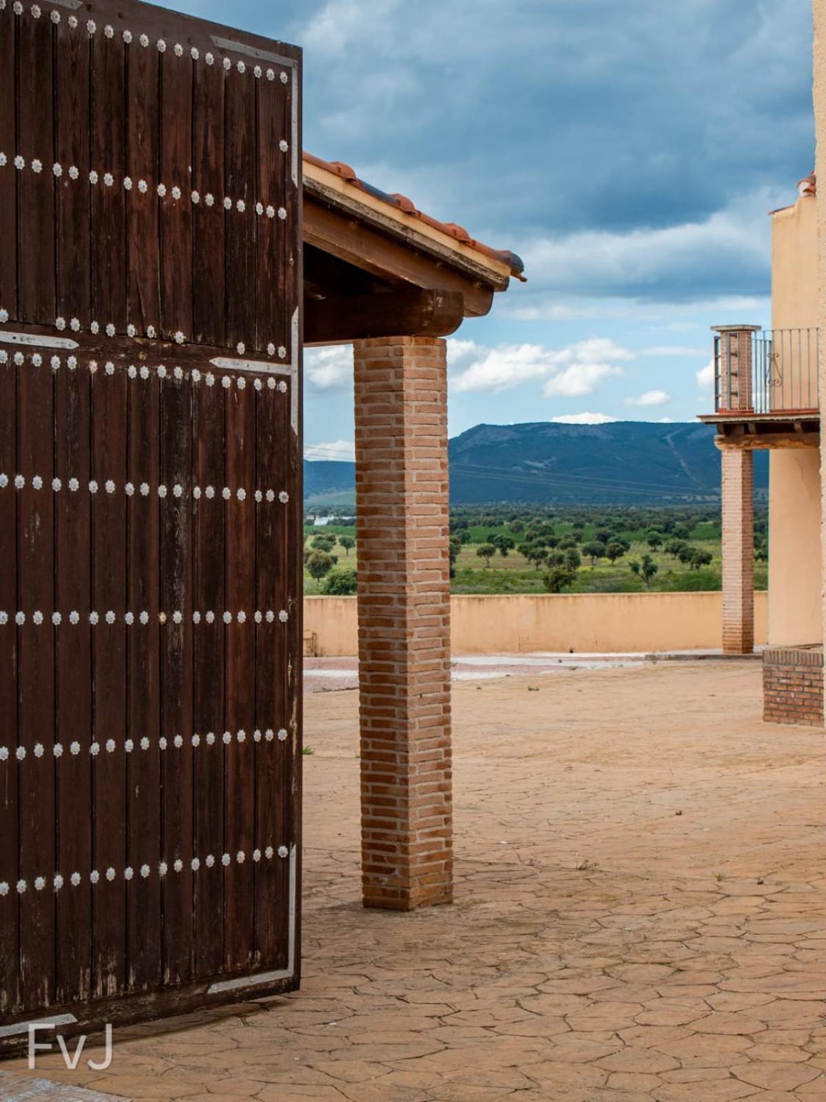 Finca Casa Rural De La Mata Toledo Eksteriør bilde
